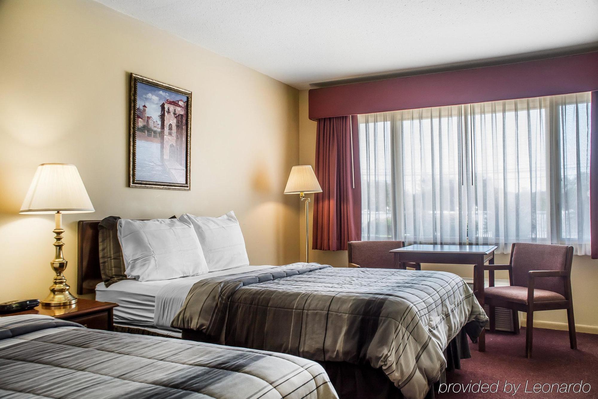 Rodeway Inn Marshall Manor Horseheads Exterior photo