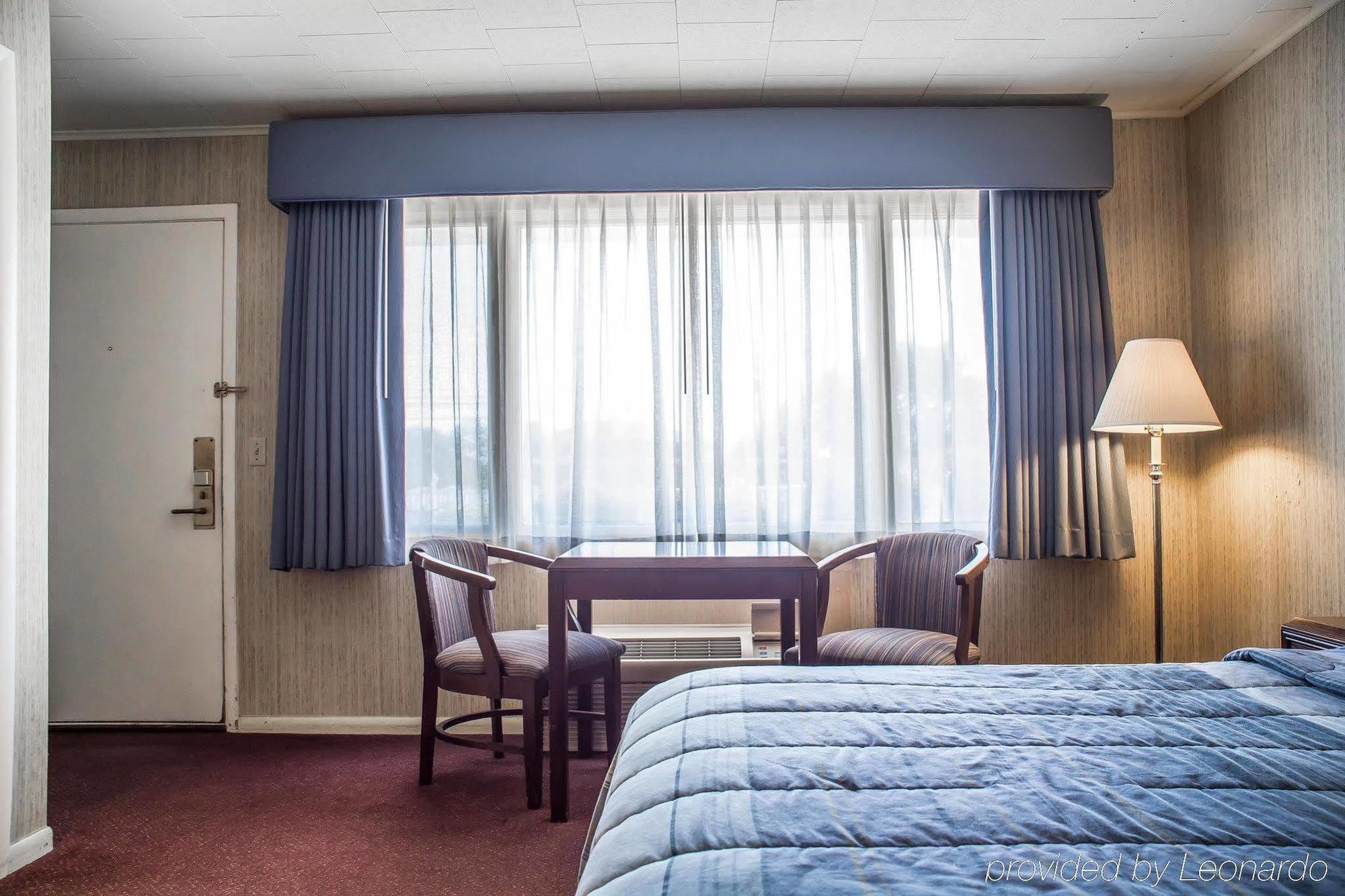 Rodeway Inn Marshall Manor Horseheads Exterior photo