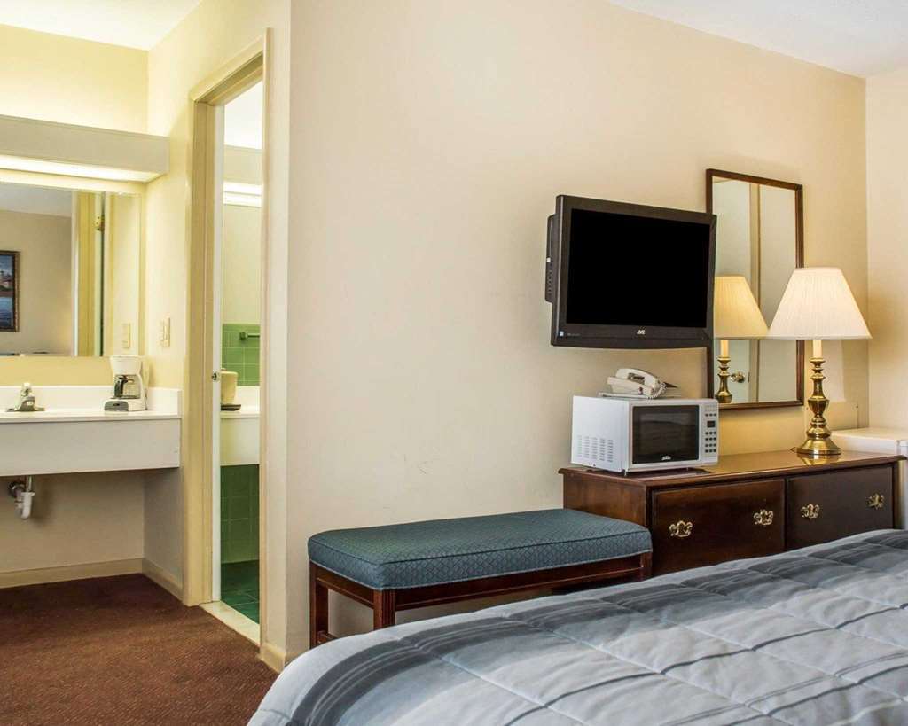 Rodeway Inn Marshall Manor Horseheads Room photo